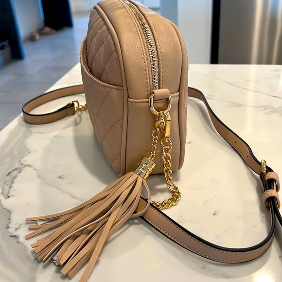 Lola Mae tan quilted crossbody / shoulder bag - Picture 5 of 11